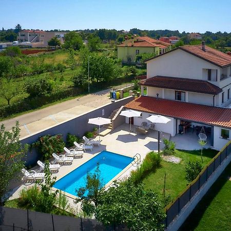 Burići Holiday House Emma מראה חיצוני תמונה