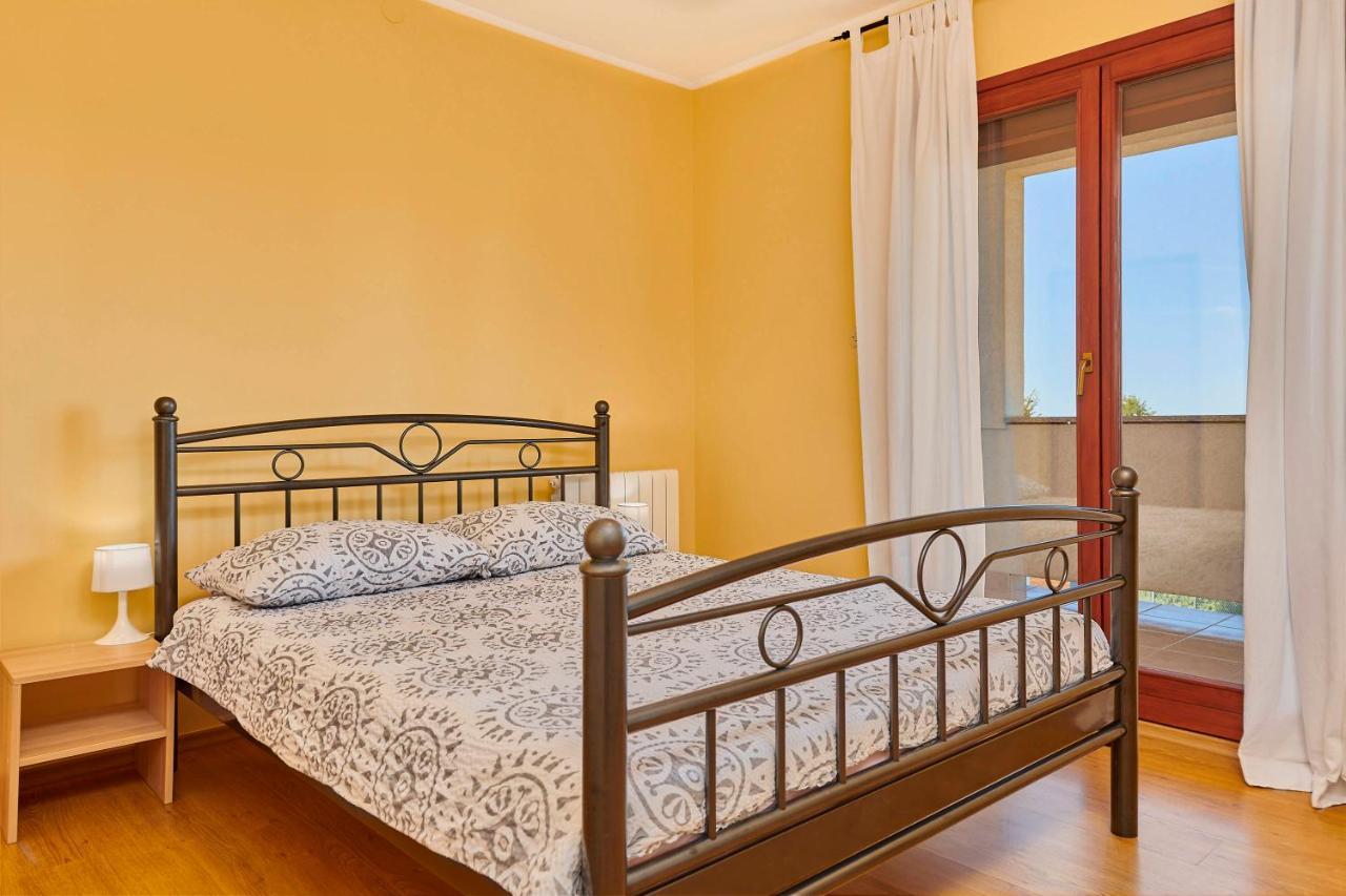 Burići Holiday House Emma מראה חיצוני תמונה