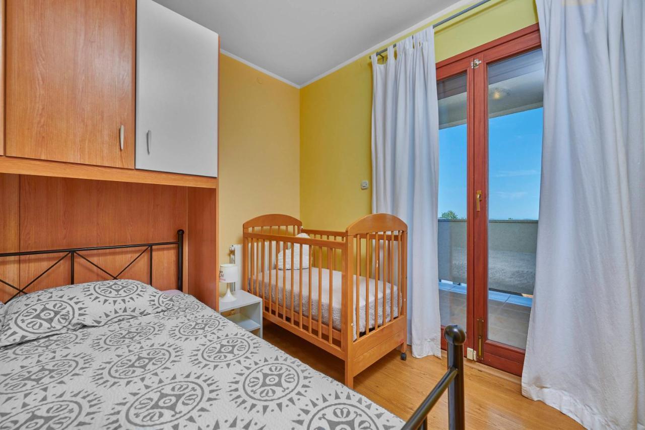 Burići Holiday House Emma מראה חיצוני תמונה