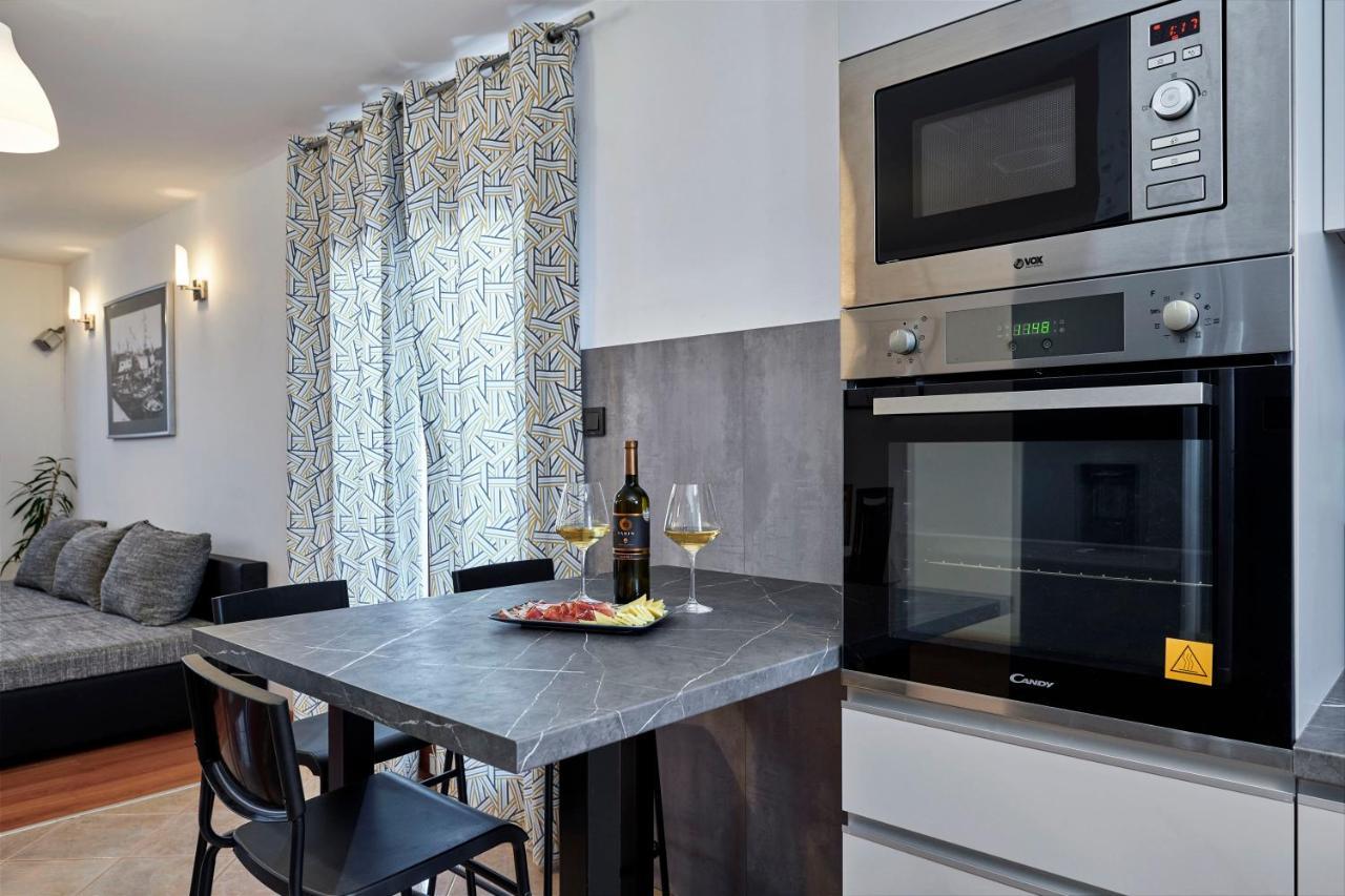 Burići Holiday House Emma מראה חיצוני תמונה